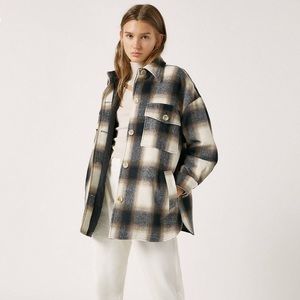 Pull&Bear overshirt shacket in black and ecru plaid